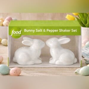 Food Network Bunny Salt & Pepper Shaker Set